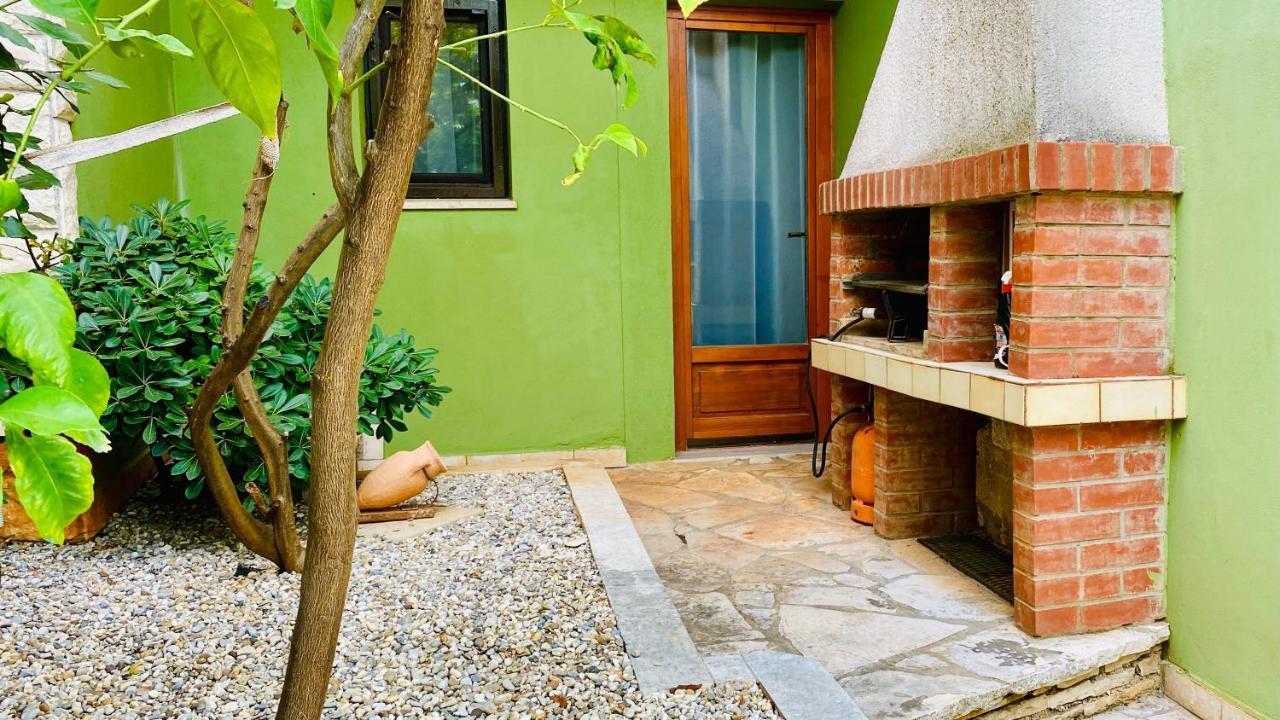 Bilini Garden Apartment Pula Eksteriør billede