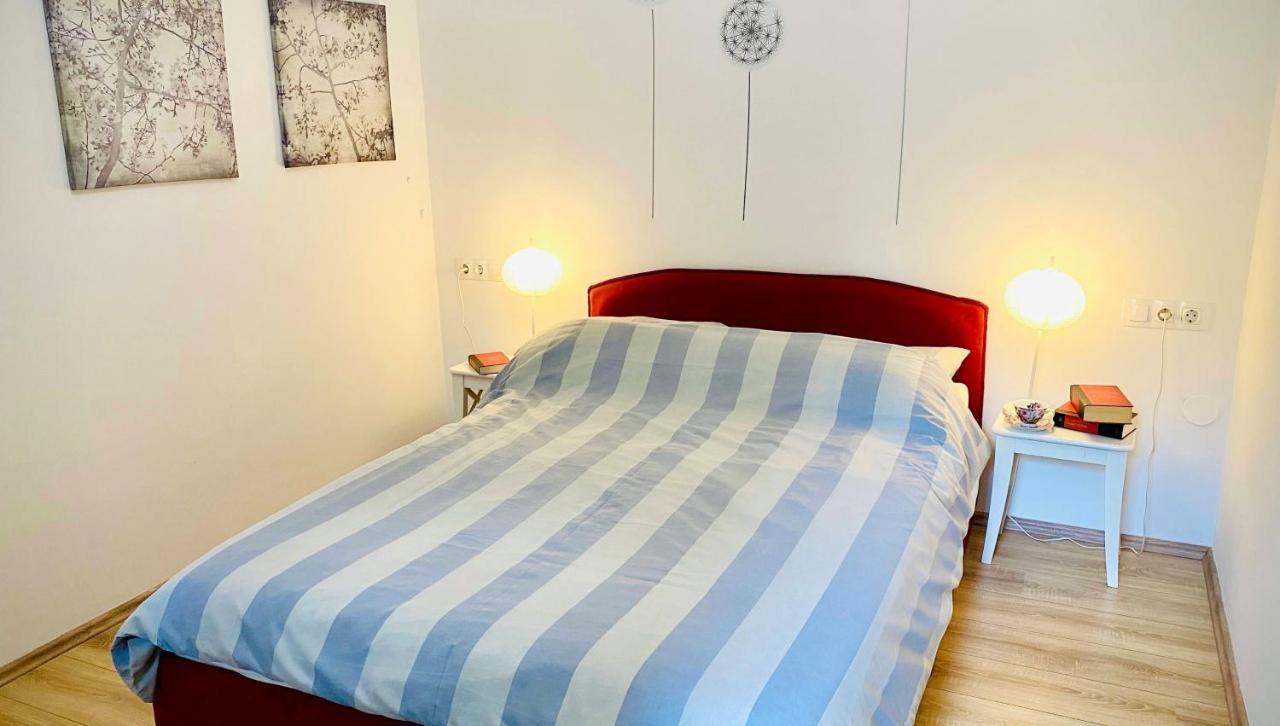 Bilini Garden Apartment Pula Eksteriør billede